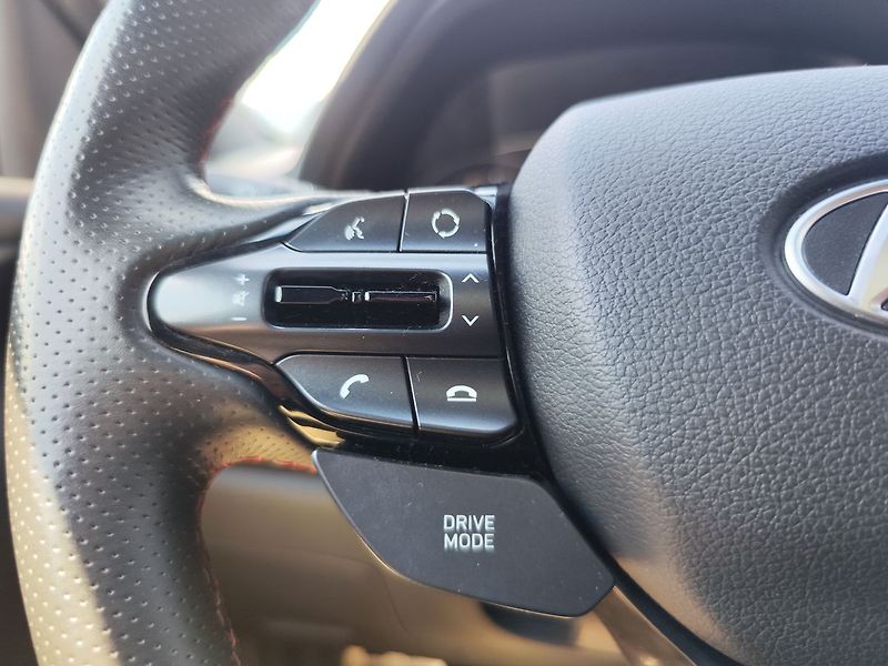 Hyundai i30 2.0 T-GDi/202kW N Performace - fotka 27 z 38