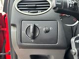 Ford Focus (2010) 1.6TDCi, 66KW, VYHŘ. SEDADLA - náhled 18