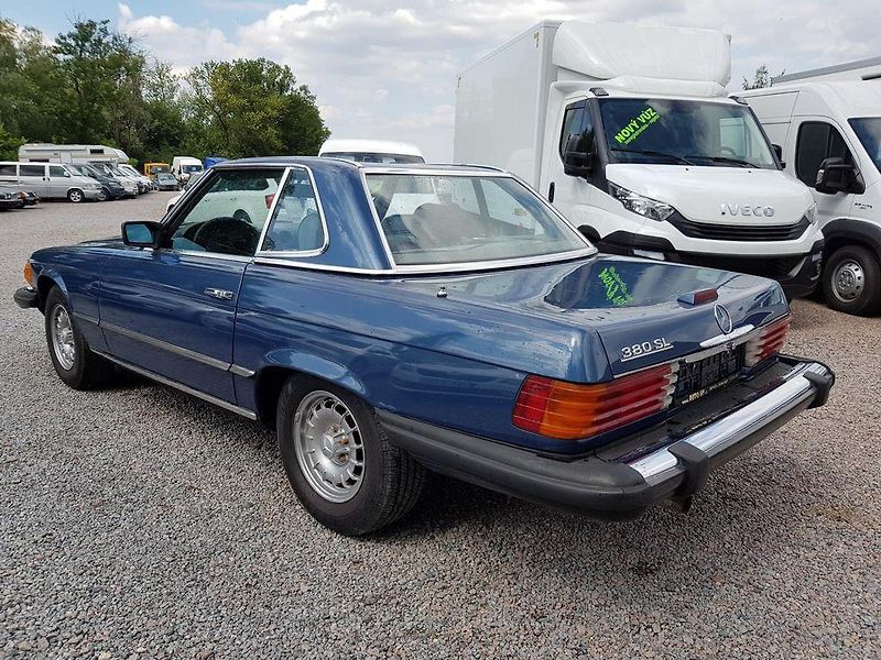 Mercedes-Benz SL 380 1982 160 kW HARDTOP - fotka 6 z 23