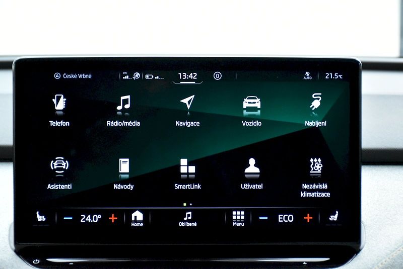 Škoda Enyaq (2021) 80  82 kWh  1  50 kW      1° p - fotka 23 z 24