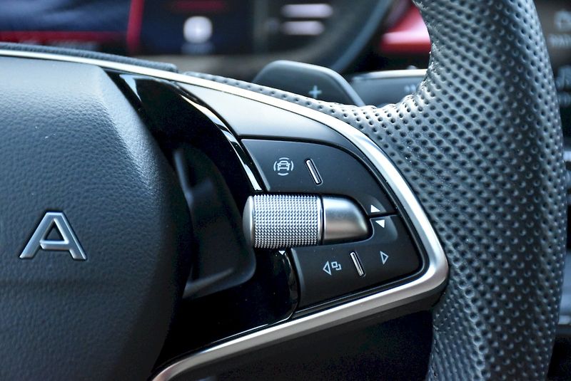 Škoda Fabia (2025) Monte Carlo 1.0 TSI 85kW DSG - fotka 29 z 31