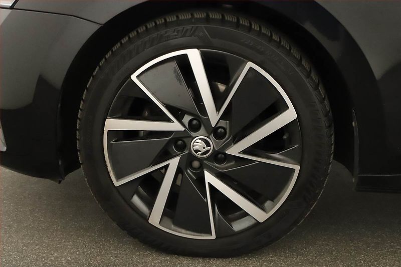 Škoda Octavia (2024) 2.0 TDI - fotka 19 z 19