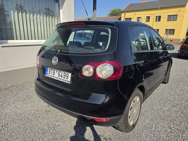 Volkswagen Golf Plus 1.4 i Vyhřev sedadel  - fotka 4 z 18