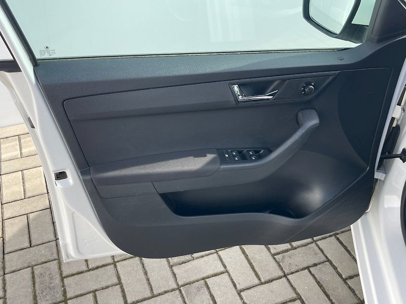 Škoda Fabia (2022) Combi 1,0 TSI / 70 kW Ambition - fotka 18 z 30