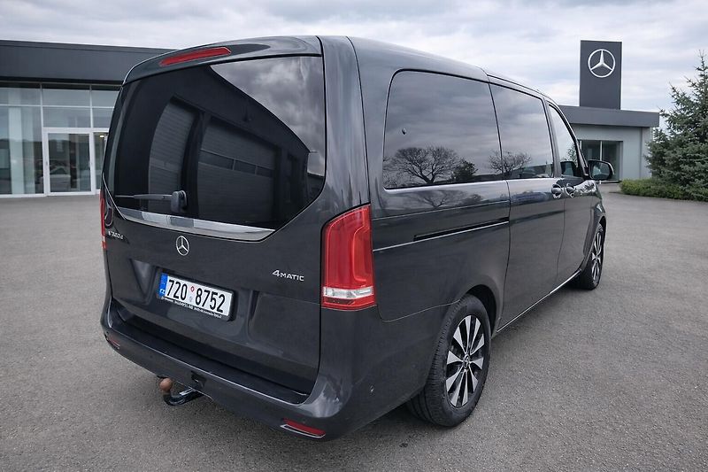 Mercedes-Benz Třídy V (2021) 2.0 /174kW - fotka 4 z 19