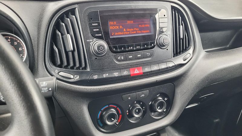 Fiat Dobló cargo (2023) 1,6 JTD KOUPENO V ČR - fotka 19 z 22