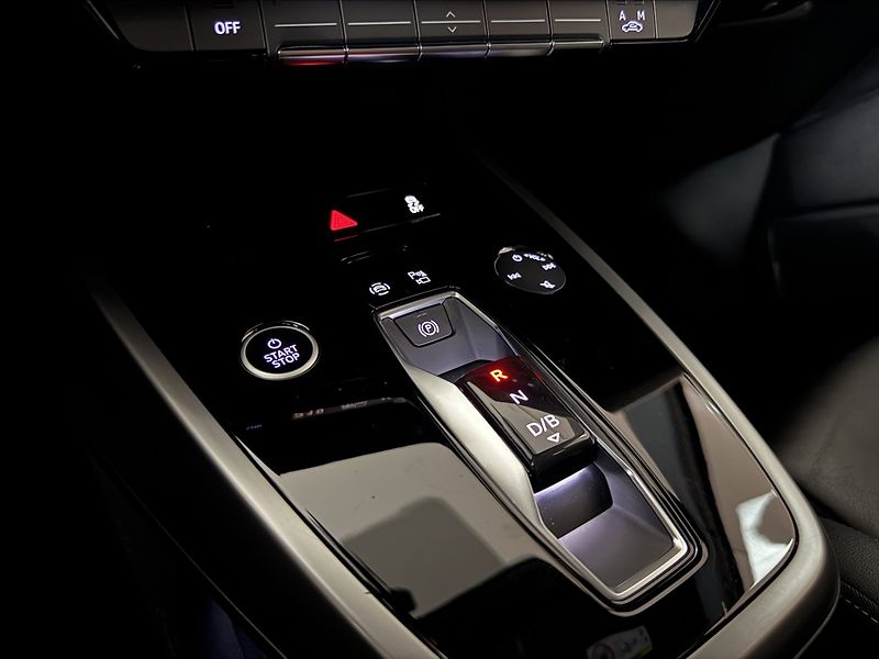 Audi Q4 e-tron 45 Quattro 195kW LED Matrix - fotka 43 z 49
