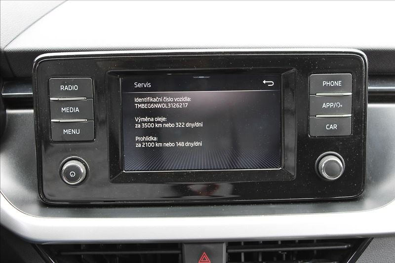 Škoda Scala 1.6 TDI / AMBITION / CZ - fotka 25 z 44