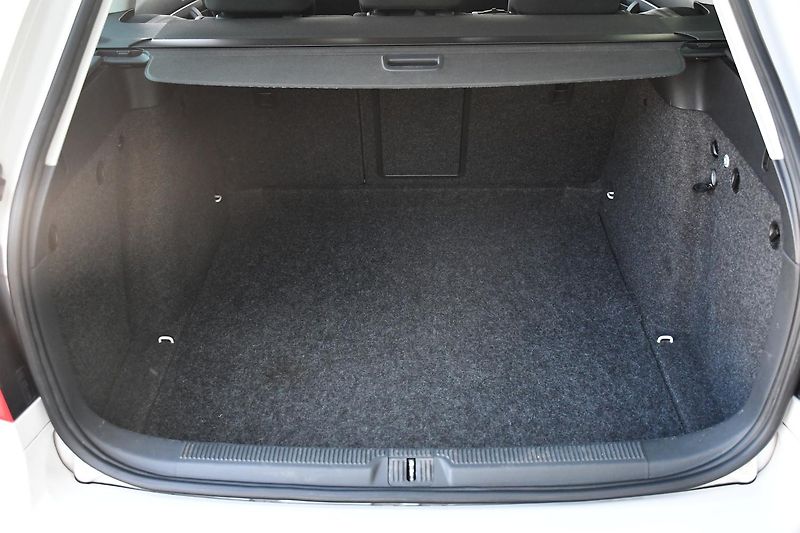 Škoda Octavia 1.8TSi 112kW 4X4 TAŽNÉ - fotka 33 z 35
