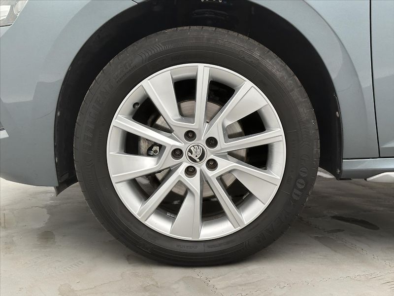 Škoda Kamiq 1.0 TSI 81kW Style CZ - fotka 34 z 34