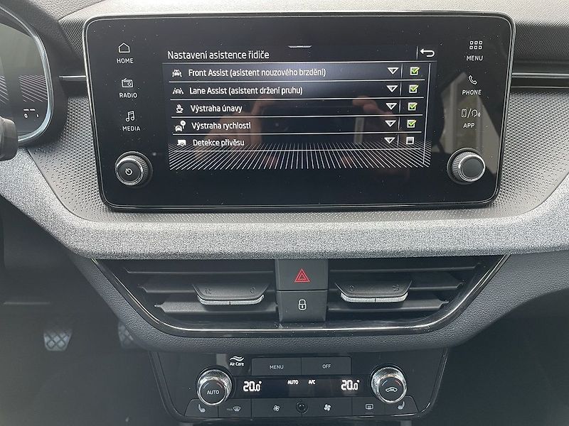 Škoda Scala Selection 1.0 TSI 85 kW - fotka 11 z 13