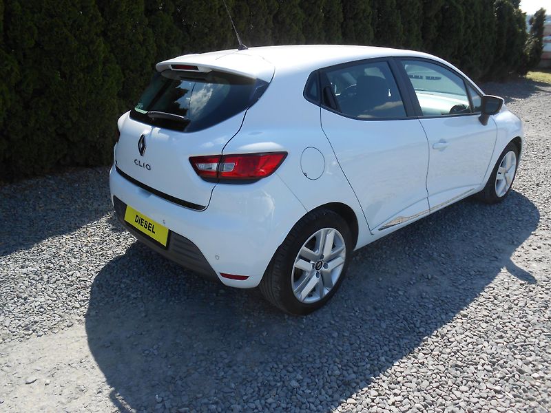 Renault Clio 1.5DCi,80TKm, NAVI,CHROM - fotka 6 z 42