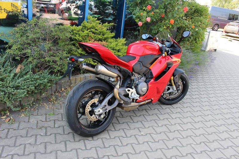 Ducati Panigale V2 (2025) Panigale V2S 896 2025 SKLADEM - fotka 6 z 10