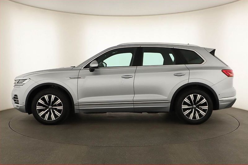 Volkswagen Touareg (2020) 3.0 TDI - fotka 3 z 31