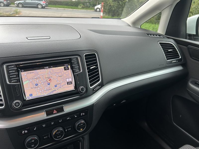 Volkswagen Sharan (2016) 1,4TSi 110 Comfortline 7 míst  - fotka 51 z 58