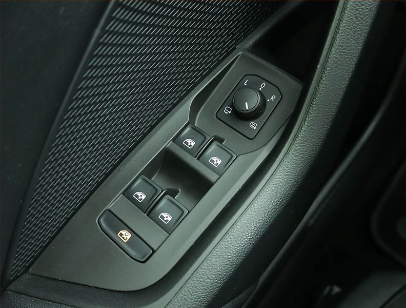 Škoda Octavia (2023) Ambition 2.0 TDI, Automat - fotka 16 z 16