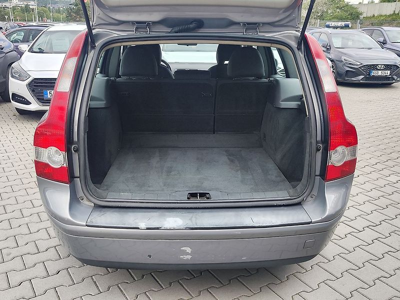 Volvo V50 1.6D/80kW - fotka 9 z 22