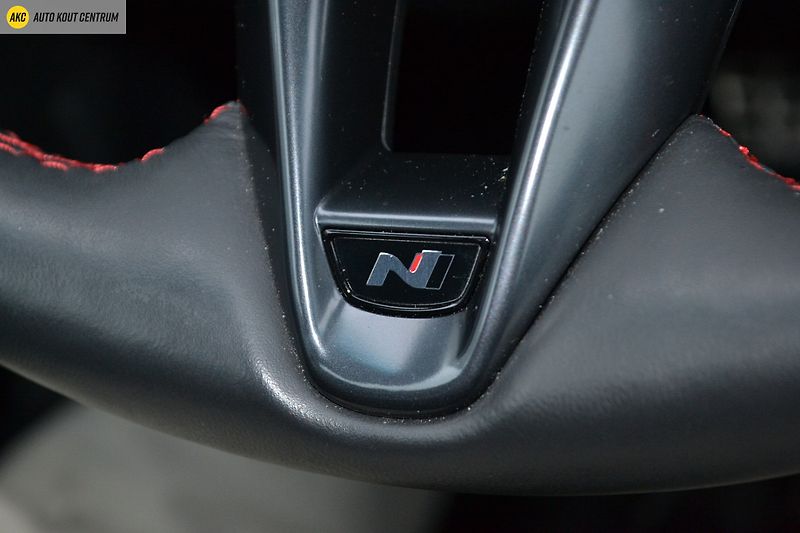 Hyundai i30 WG 1,5 TGDI MHEV N-LINE GO CZE - fotka 43 z 58