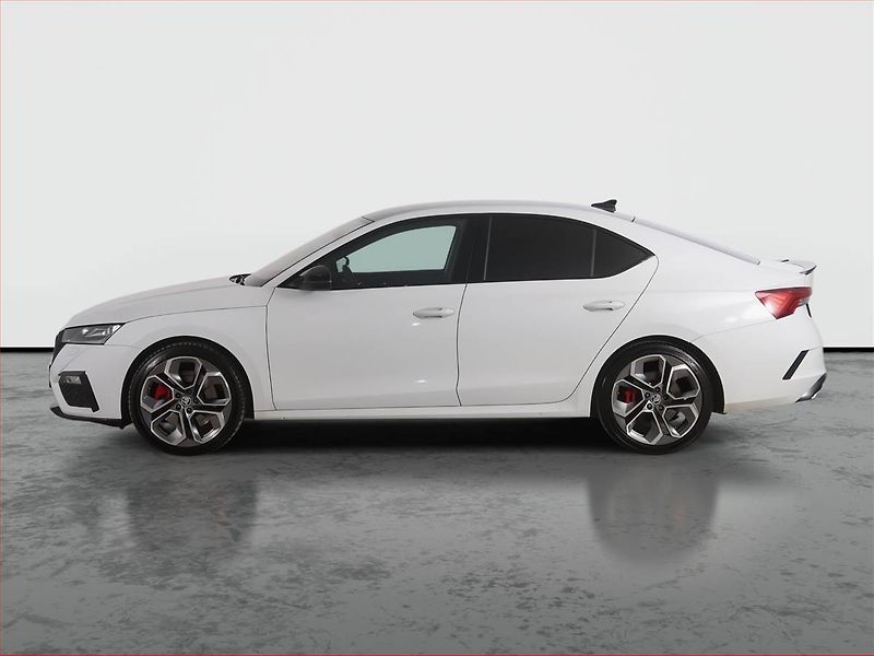 Škoda Octavia (2021) RS 2.0 TSI - fotka 3 z 21