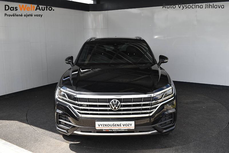 Volkswagen Touareg (2023) R-Line 3.0TDI 210kW,Tažné,Weba - fotka 4 z 31