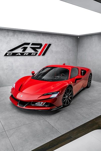 Ferrari SF90 Lift, karbon, metalíza - fotka 8 z 36