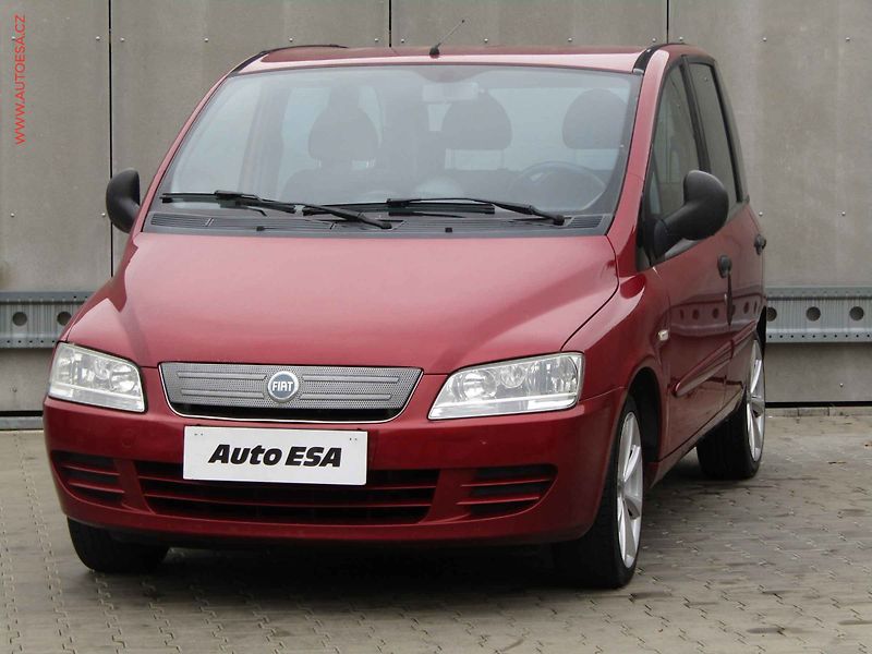 Fiat Multipla (2006) 1.9 JTD, ČR - fotka 3 z 17