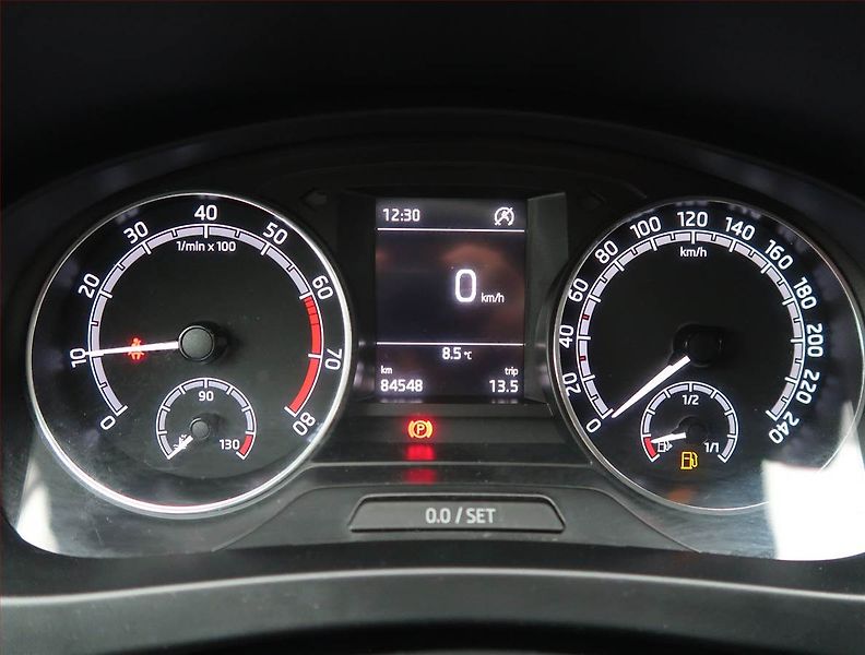 Škoda Rapid (2018) Style 1.0 TSI, Serv.kniha - fotka 11 z 13