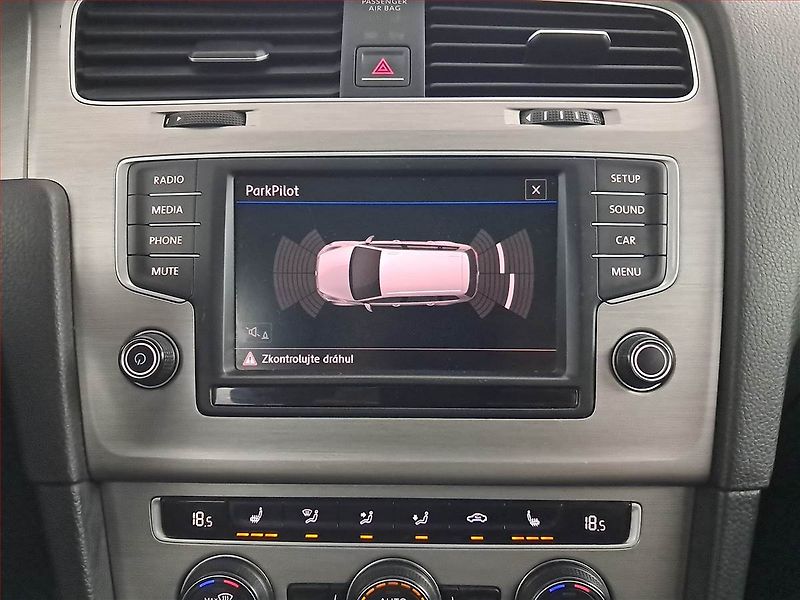 Volkswagen Golf (2017) 1.6 TDI, Tempomat - fotka 16 z 16