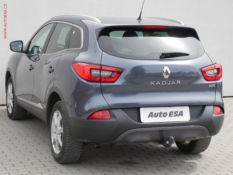 Renault Kadjar (2015) 1.6 dCi 4x4, ČR, AC, TZ, navi - fotka 6 z 18