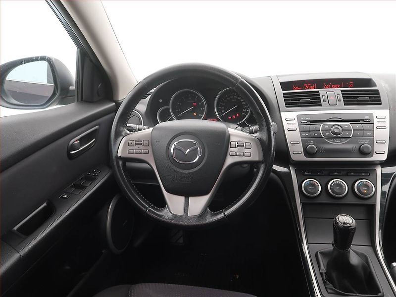 Mazda 6 (2008) 2.0, po STK, rezervace - fotka 7 z 17