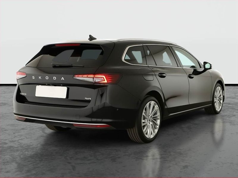 Škoda Superb (2024) 2.0 TDI, L&K, HUD, 360° - fotka 5 z 23