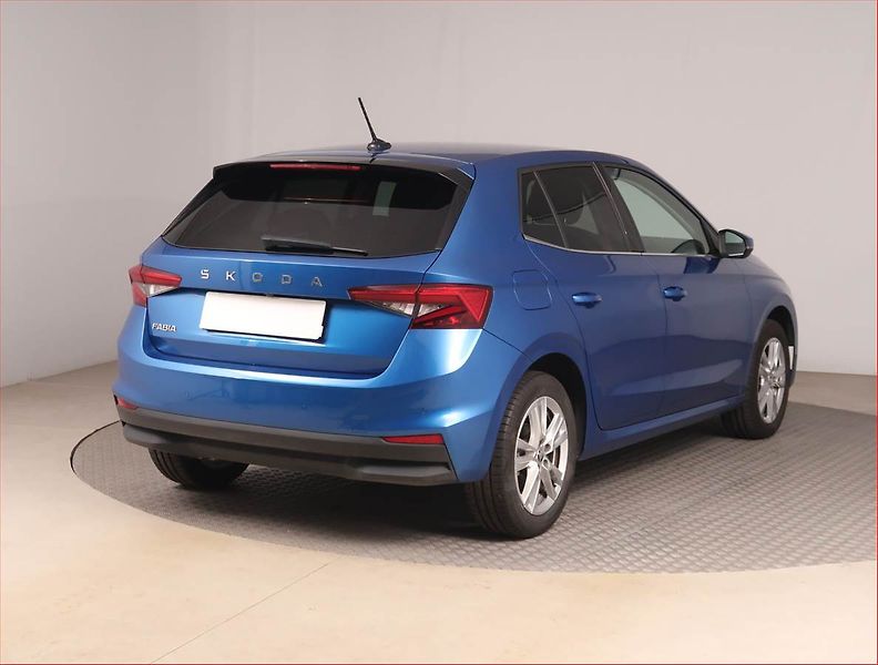 Škoda Fabia (2024) Top Selection 1.5 TSI - fotka 5 z 16