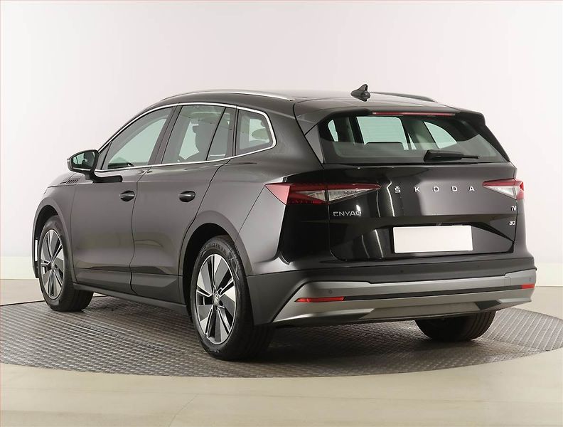 Škoda Enyaq (2022) iV 80 (82 kWh), SoH 92% - fotka 4 z 31