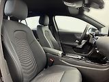 Mercedes-Benz Třídy A 180 Progressive Line - náhled 15