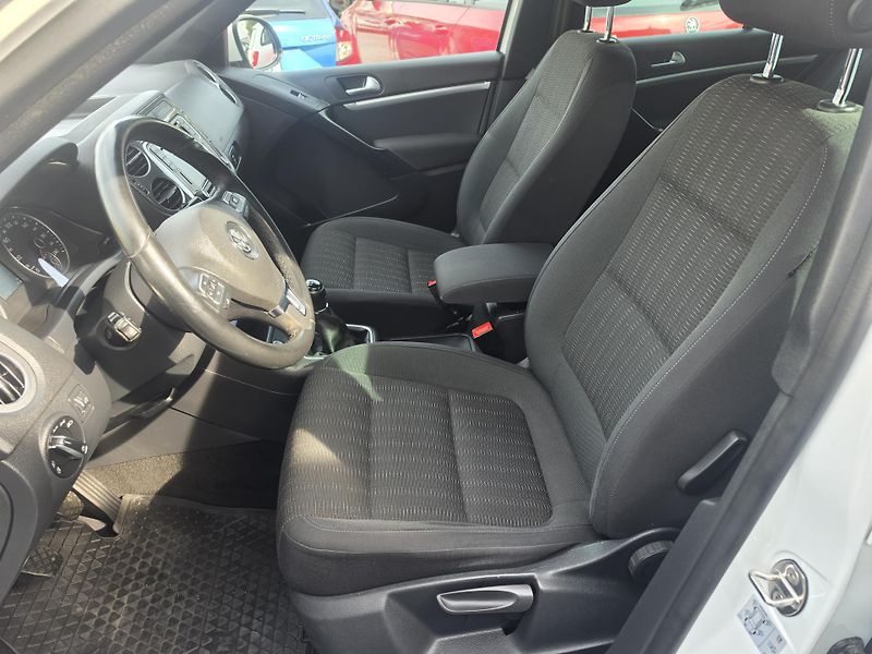 Volkswagen Tiguan 1.4 TSi Led Navi TZ Kei  - fotka 16 z 19
