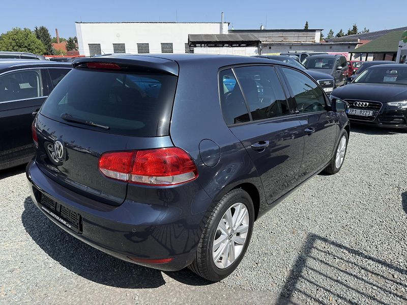 Volkswagen Golf 1.2 TSI STYLE - fotka 6 z 13