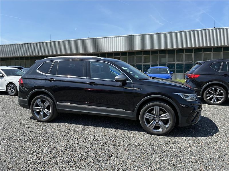 Volkswagen Tiguan Allspace 2,0 4 MOTION,TAŽNÉ,KAMERA 360 - fotka 8 z 34