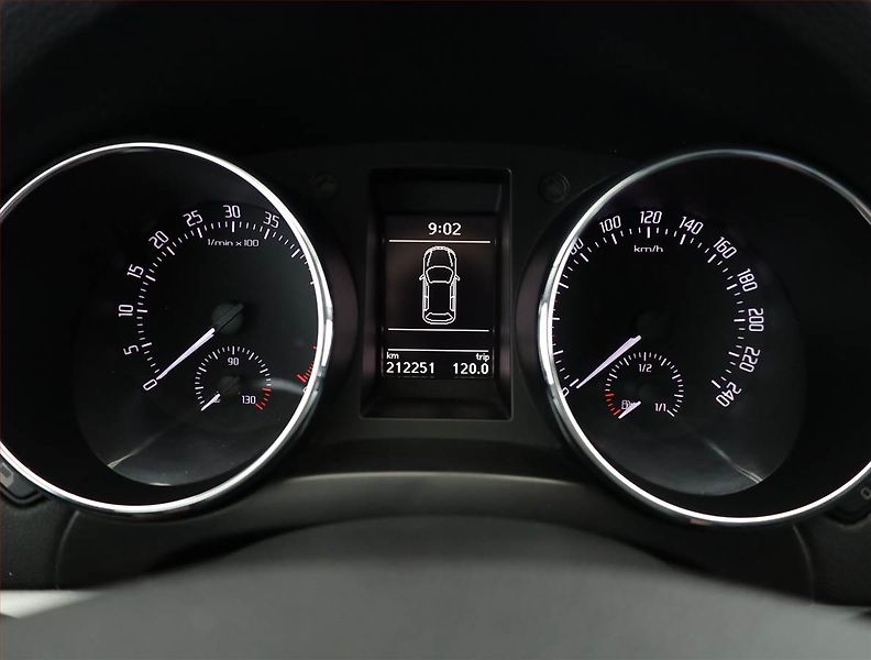 Škoda Yeti (2011) 2.0 TDI, 4X4, Navi, Tempomat - fotka 9 z 18