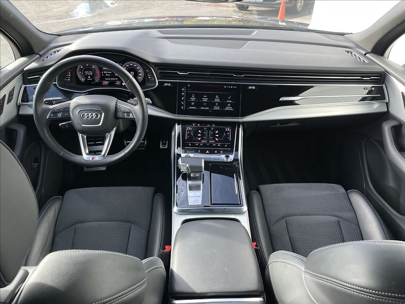 Audi Q7 3,0 50 TDI quattro S line - fotka 6 z 23