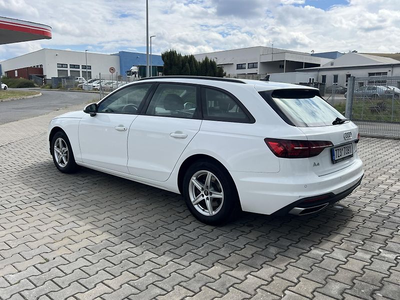 Audi A4 Avant (2022) 2.0 TDI - fotka 4 z 33