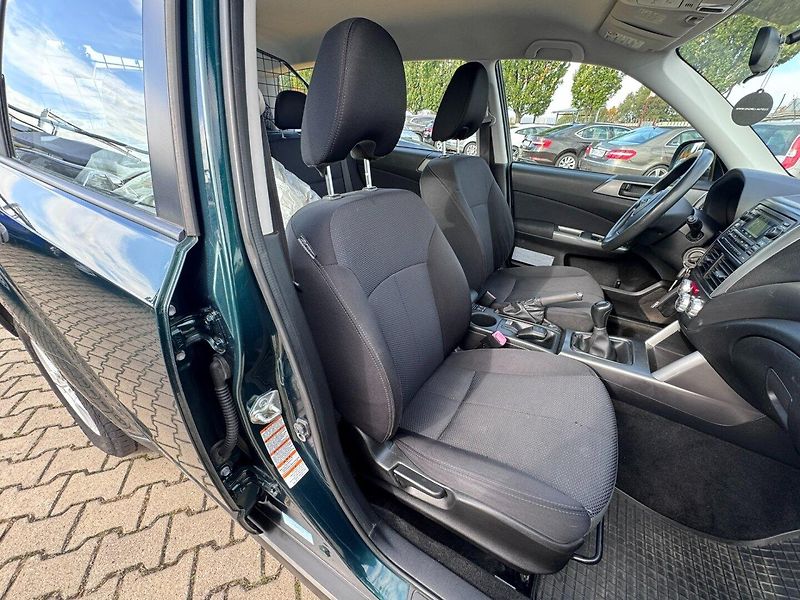 Subaru Forester (2011) 4X4 2,0i 110 KW KOLA TAŽNÉ - fotka 37 z 47