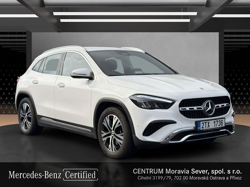 Mercedes-Benz GLA GLA 180D - fotka 7 z 16