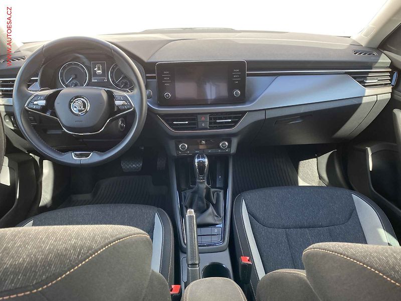Škoda Kamiq (2023) 1.0 TSi, 1.maj,ČR, Style - fotka 8 z 20