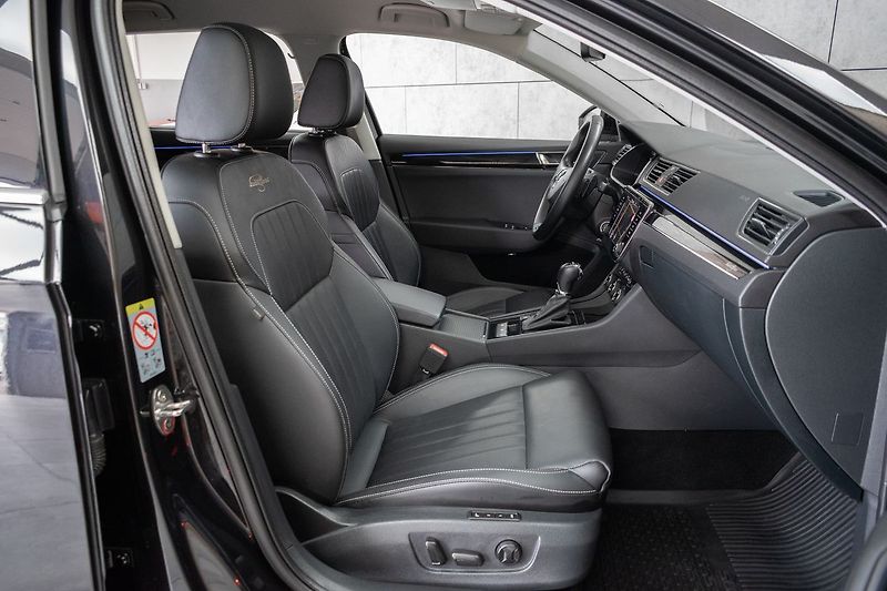 Škoda Superb 2.0TDI L&K*N.TOPENÍ*DPH*ČR 1.M - fotka 11 z 48