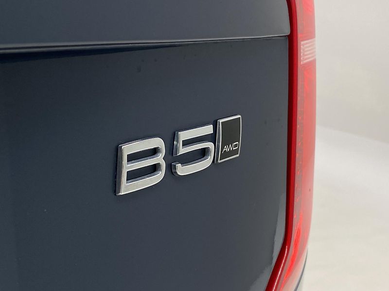 Volvo XC90 B5 AWD BRIGHT PLUS AUT CZ 7m - fotka 41 z 63