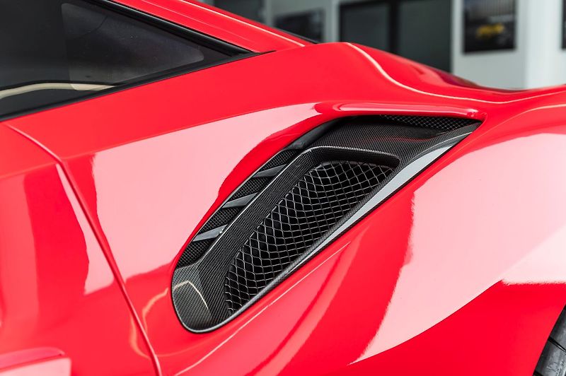 Ferrari 488 Pista PILOTI - fotka 26 z 26