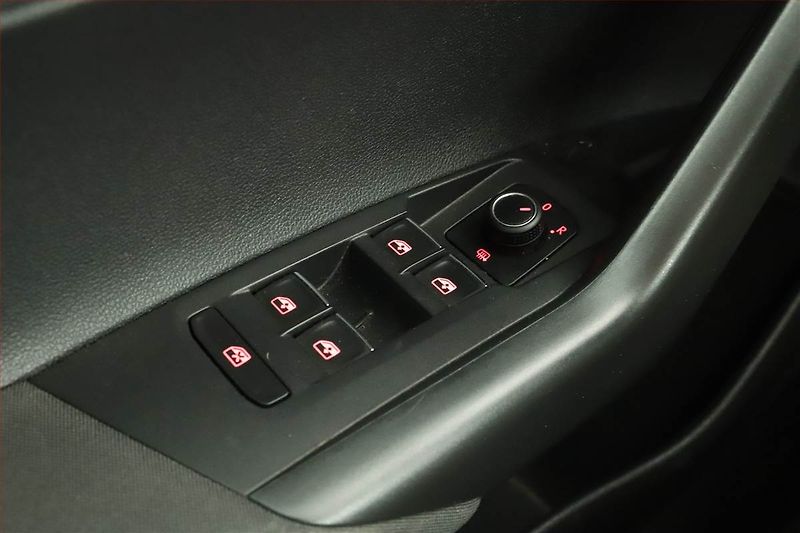 Volkswagen Polo (2018) 1.0 TSI, Tempomat - fotka 14 z 14