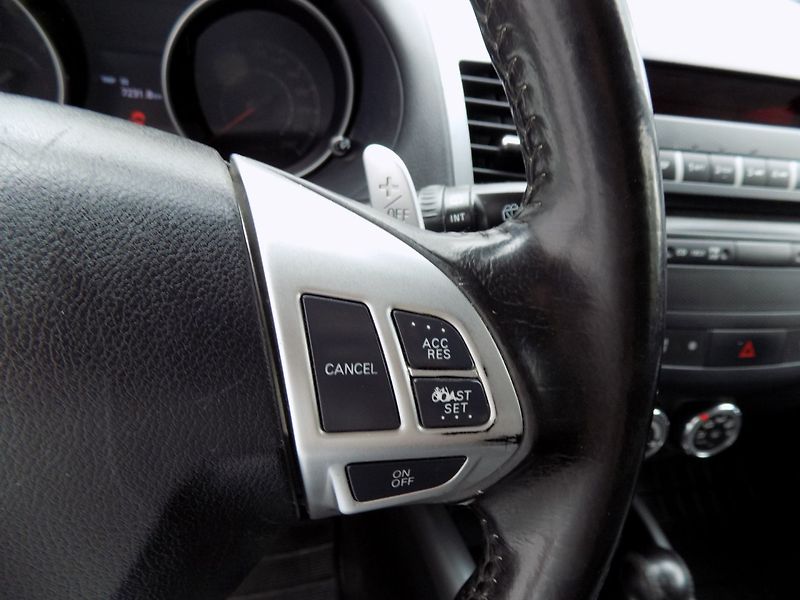 Mitsubishi Outlander (2012) 2.2DI-D/AWD/1.Maj.ČR/7.míst/ - fotka 32 z 45