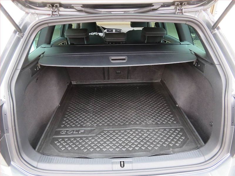 Volkswagen Golf (2019) R-Line 1.6 TDI, Automat - fotka 14 z 17