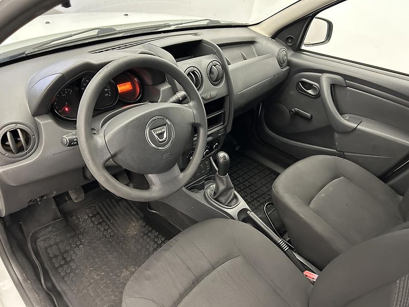 Dacia Duster 1.6   Access - fotka 6 z 21